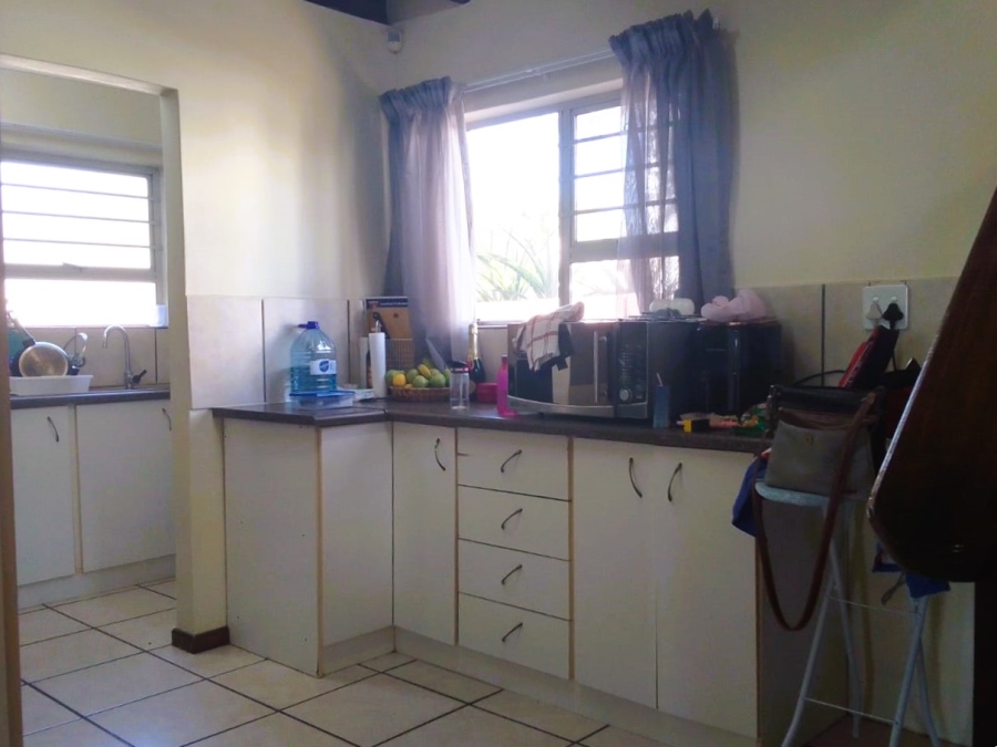 To Let 4 Bedroom Property for Rent in Vredenburg Western Cape